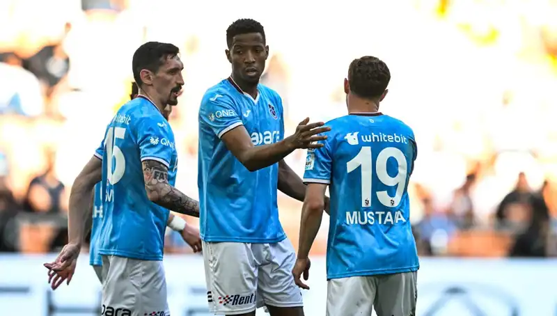 Trabzonspor, Adana Demirspor'u Zorlanan Maçta Tek Golle Geçti