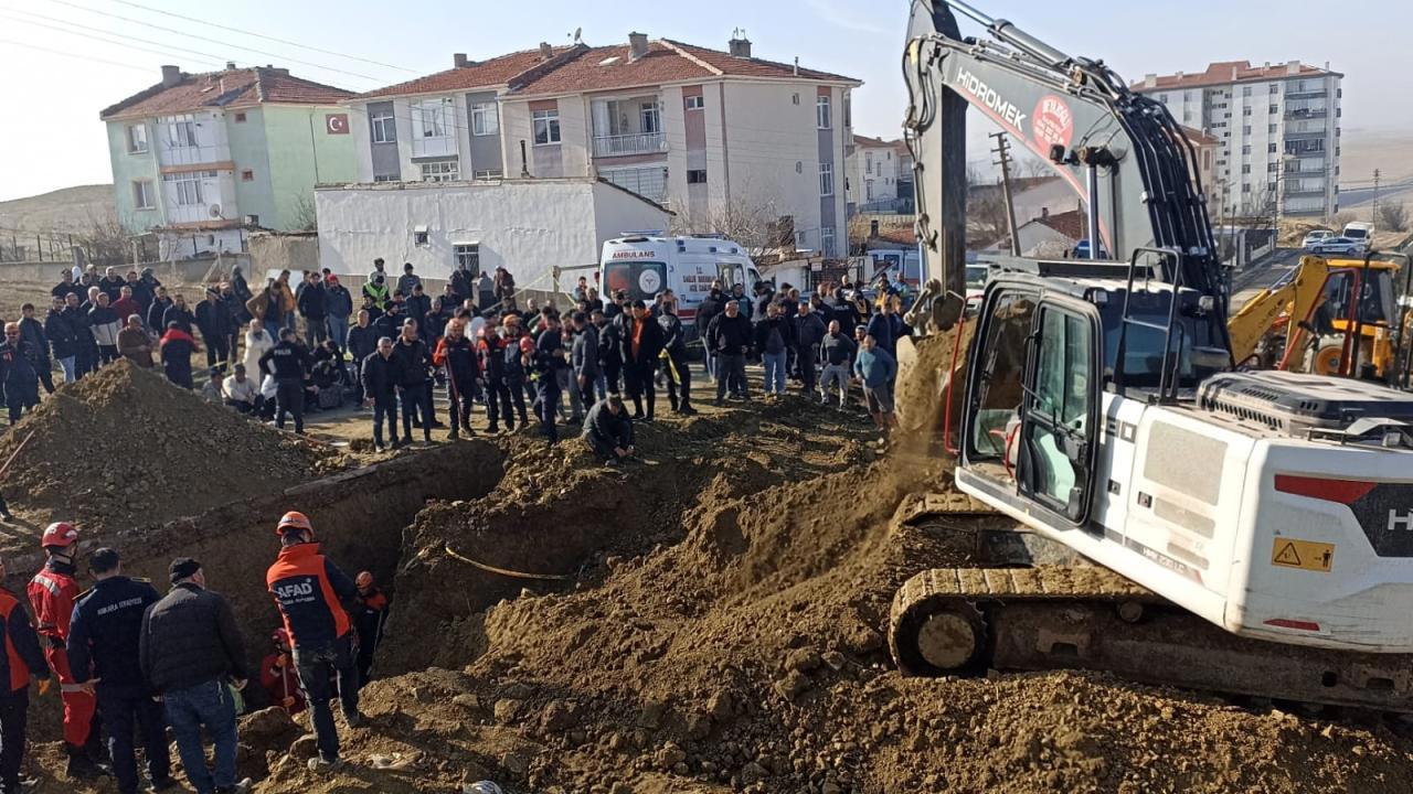 Ankara'da İnşaat Göçtü: 2 İşçi Can Verdi