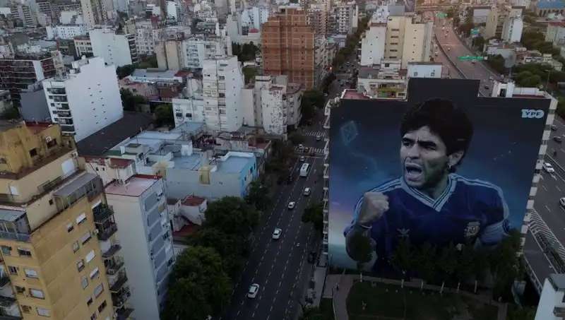 Maradona'nın Ölümü: Sağlık Çalışanları Cinayetle Suçlanıyor