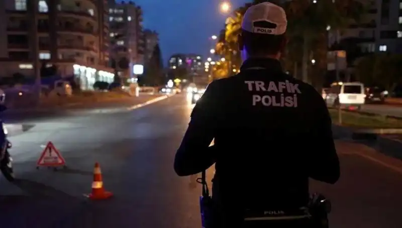 İki Sürücüye Sosyal Medya Paylaşımı Nedeniyle 53 Bin Lira Ceza Kesildi