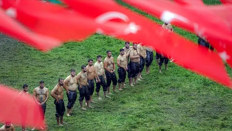 664. Tarihi Kırkpınar Yağlı Güreşleri Başlıyor: Spor Tutkunları İçin Büyük Heyecan