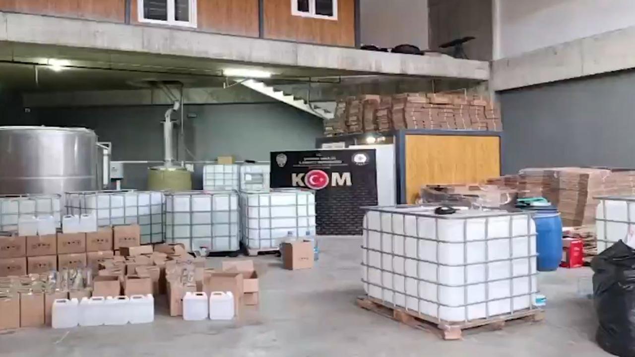 81 İlde Yapılan Çengel Operasyonlarında 137 Bin Litre Sahte Alkol ve Etil Alkol Ele Geçirildi