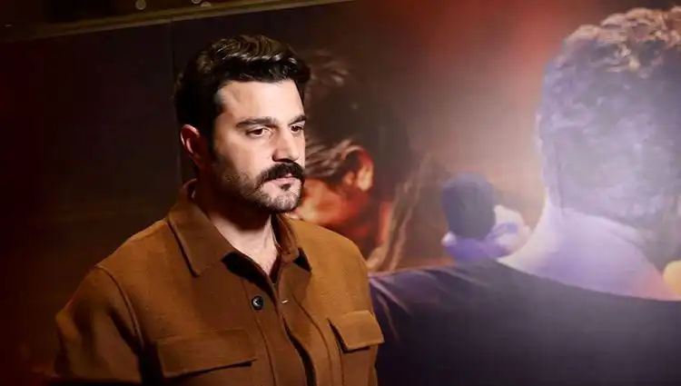Murat Göğebakan: Kalbim Yaralı Dizisi Oyuncu Kadrosu ve Detayları