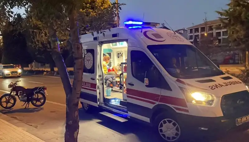 Otomobilin Çarptığı Motosiklet 70 Metre Sürükledi, Sürücü Kayıplara Karıştı
