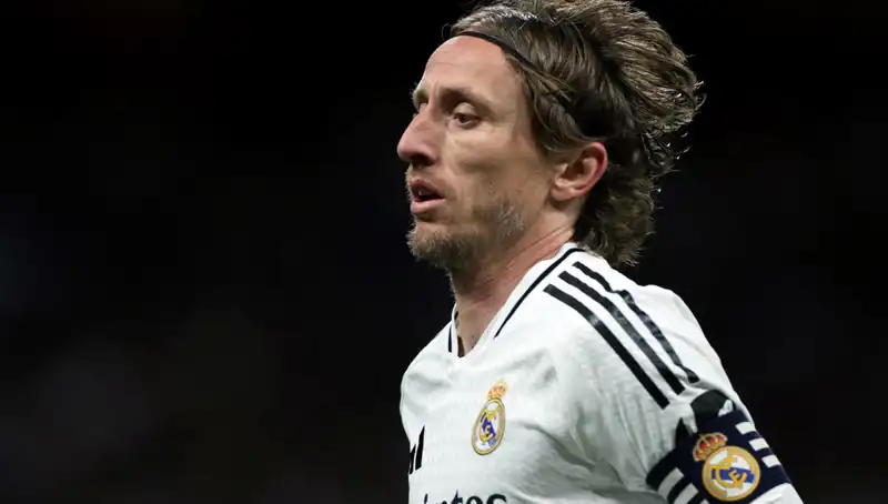Yıldız Futbolcu Modric, Beklenmedik Bir Adım Atarak Kulüp Satın Aldı!