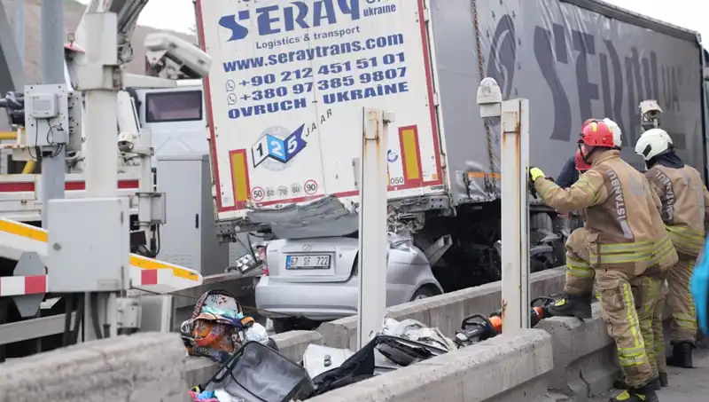 Bayram Tatilinde Trafikteki Ölüm Oranı Alarm Veriyor: 72 Can Kayıp!