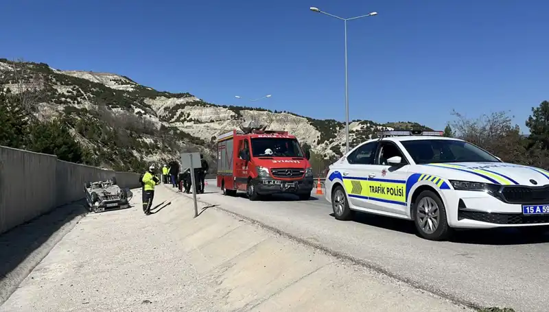 Burdur’da Çocukların da Arasında Olduğu Feci Kaza: Dört Yaralı