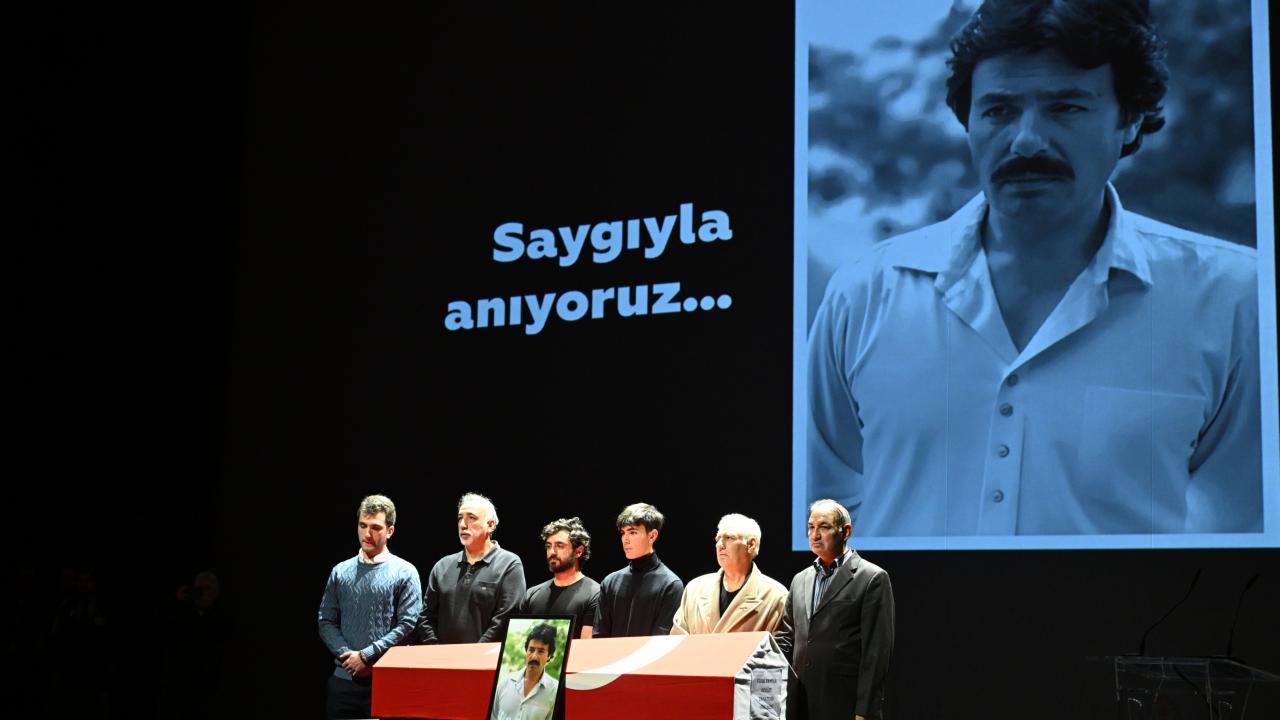 Ferdi Tayfur'a Büyük Onur!