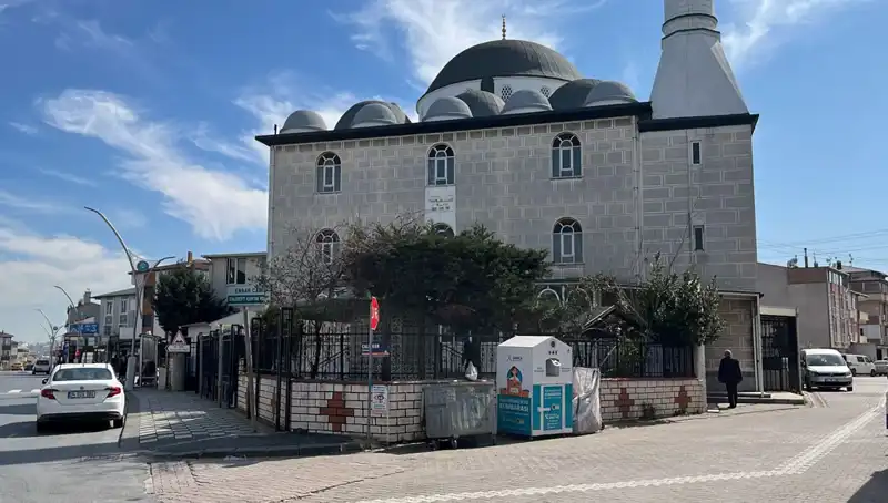 Cami Tuvaletinde Gizemli Vurulma Olayı: Ayrıntılar Ortaya Çıkıyor