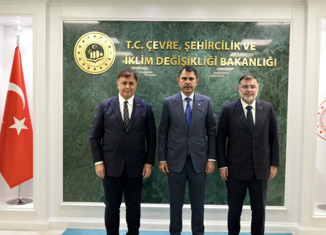 Murat Kurum İzmir Büyükşehir Belediye Başkanı Cemil Tugay'ı kabul etti