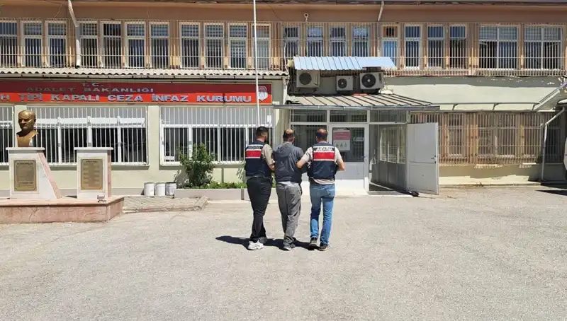 Kırmızı Bültenle Aranan Şüpheli Eskişehir'de Yakalandı: Detaylar Şoke Edici!