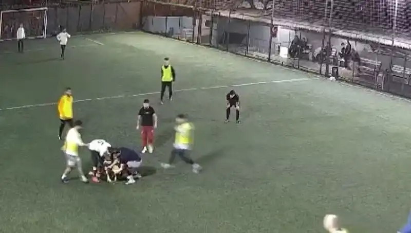 Neden İki Halı Sahada İki Ölüm Yaşandı? Olayların Perde Arkası