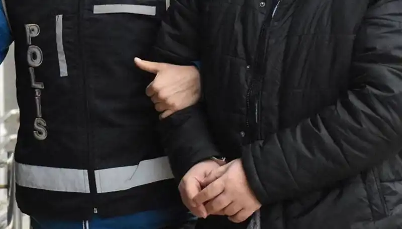 İstanbul'da Terör Operasyonu: 7 Kişi Tutuklandı, Kaynar Gelişmeler Yaşanıyor