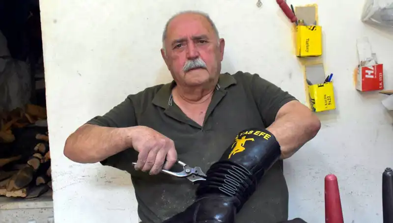 Tireli Hasan Usta: 64 Yıldır Sanatını Yaşatan Bir Efsane