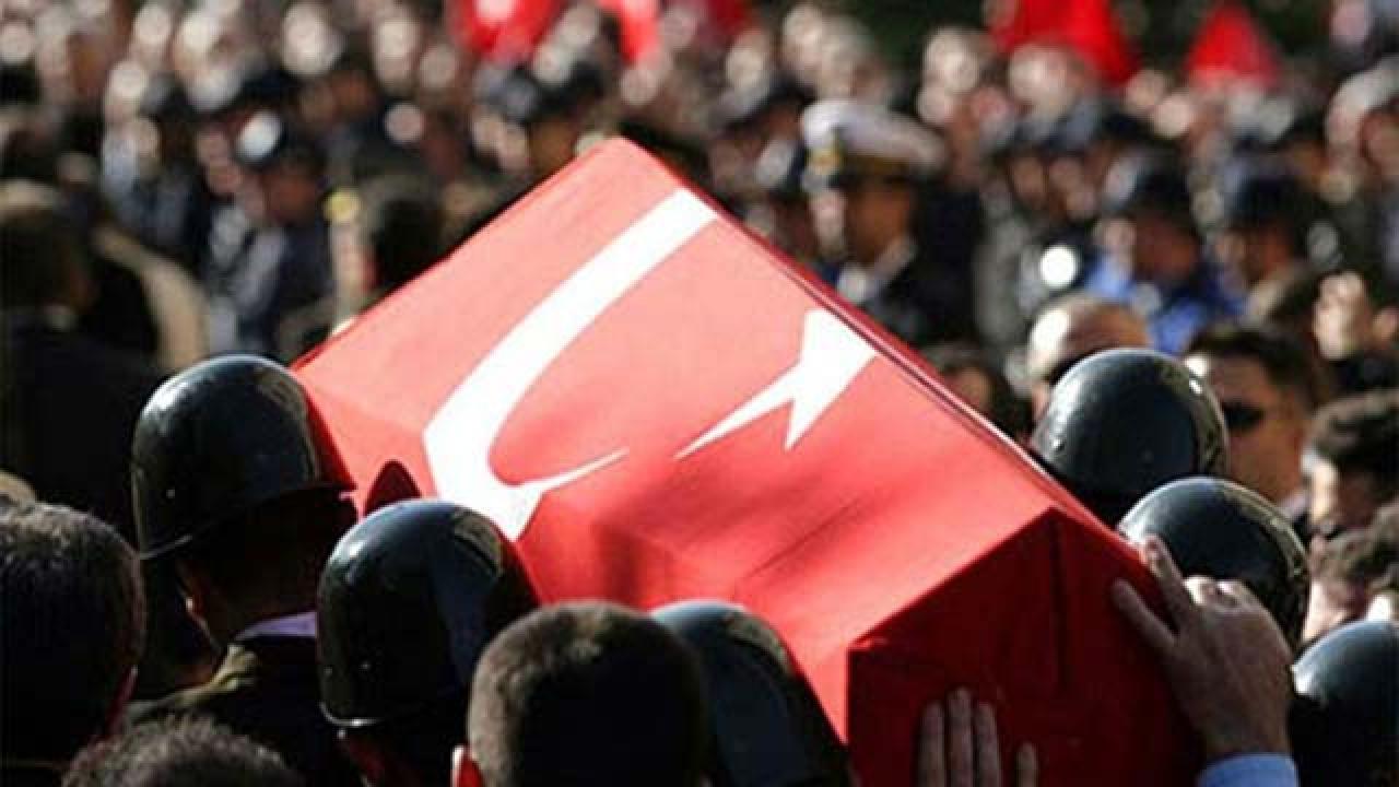 Trafik kazasında hayatını kaybeden polis memuru için tören düzenlendi