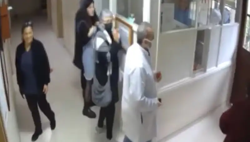 Üsküdar'da Doktora Cumhurbaşkanına Hakaretten Hapis İstemi Geldi