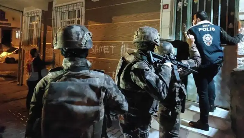 8 İlde Bahis ve Kara Para Ağına Dev Operasyon Gerçekleşti