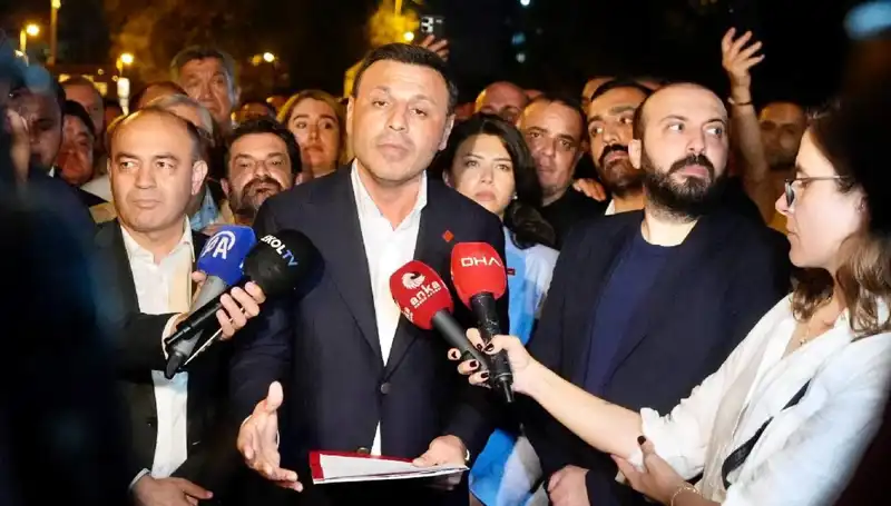 CHP İstanbul İl Başkanı Özgür Çelik İfade Verdi: Siyasetteki Gelişmeler Neleri İşaret Ediyor?
