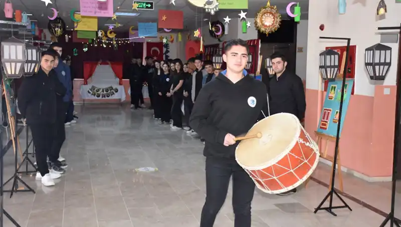 Ramazan Sokağı Kuruldu: Eğitici Aktivitelerle Manevi Hava Yayılıyor