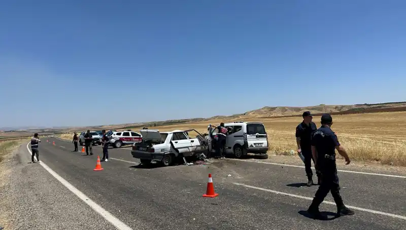 Adıyaman'da Feci Trafik Kazası: 4 Can Kaybı Yaşandı