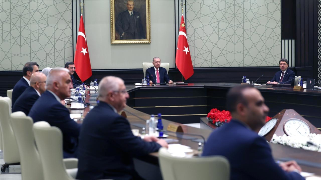 Kabine Suriye ve asgari ücret konularını değerlendirdi