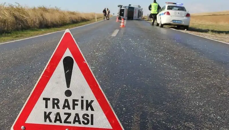 Niğde'de Zincirleme Kaza: 16 Kişi Yaralandı ve Durum Ciddileşti