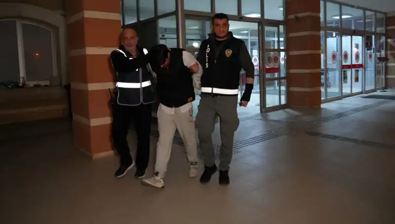 Hamile Eşini Öldürüp 10 Gün Cesetle Yaşadı: Koca Tutuklandı
