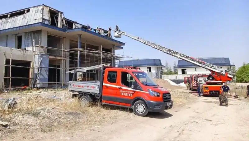 Ankara Gölbaşı'nda Villaların Bulunduğu Alanda Korkutan Yangın: Sebepleri ve Sonuçları