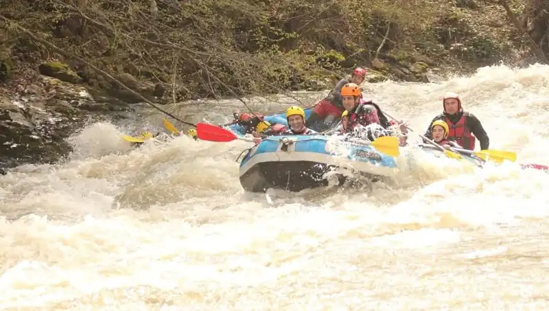 Debi Artışı Sonrası Rafting Tutkunları Akın Akın Geldi