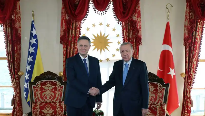 Cumhurbaşkanı Erdoğan, Bosna-Hersekli Yetkili Becirovic ile Kritik Görüşme Gerçekleştirdi