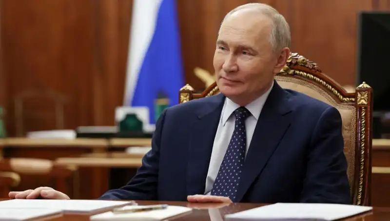 Putin: Çin ile Uzayda Gelecek Vizyonu ve Çarpıcı Planlarımız