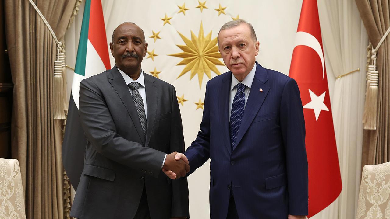 Türkiye, Sudan ile BAE Arasında Arabuluculuk Yapabilir