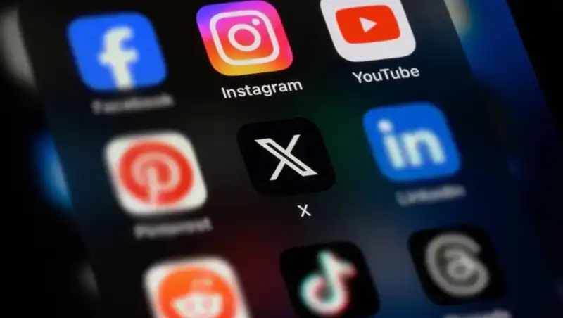 Sosyal Medya Devleri Üzerindeki Kısıtlamalar Derinleşiyor: Whatsapp, Instagram, TikTok ve Daha Fazlası