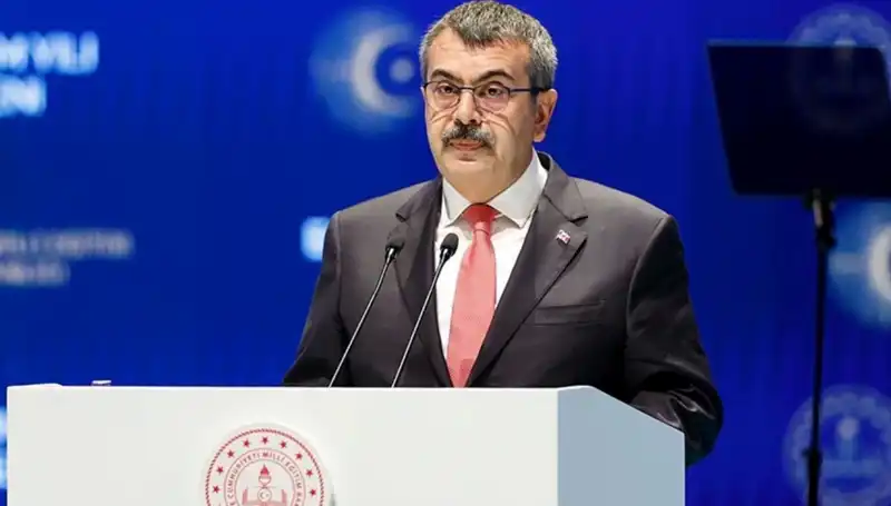 Bakan Tekin'den 23 Nisan Ulusal Egemenlik ve Çocuk Bayramı'na Özel Mesaj