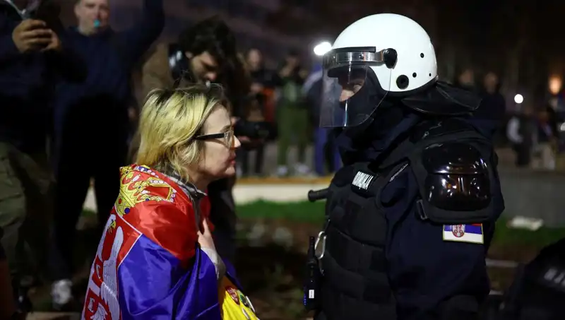 Sırbistan’da Gösterilere Sonik Silah Kullanımı: Muhalefet AİHM’e Başvuracak